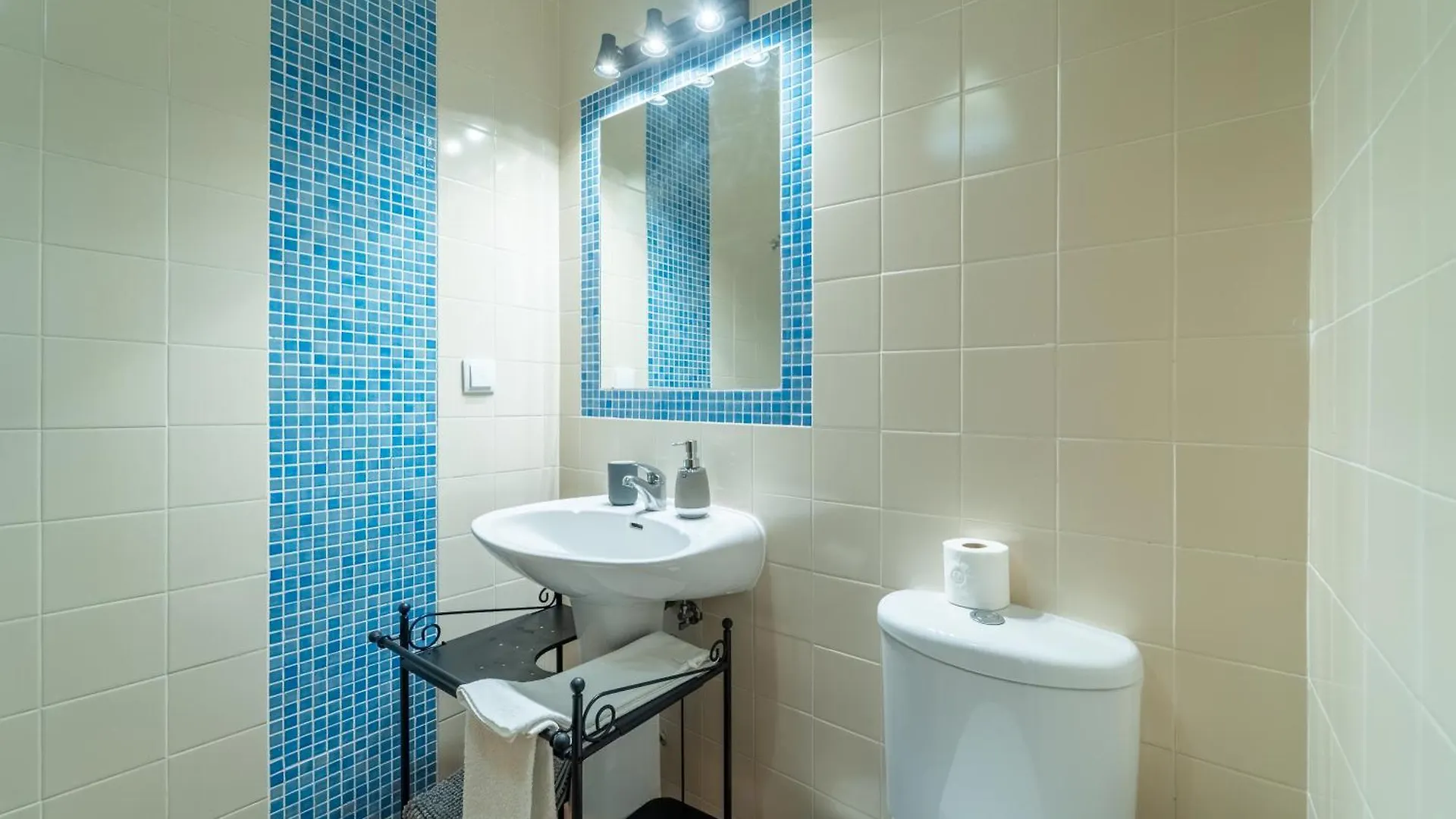 Aljezur Villas Hostel